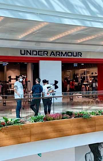 UNDER ARMOUR